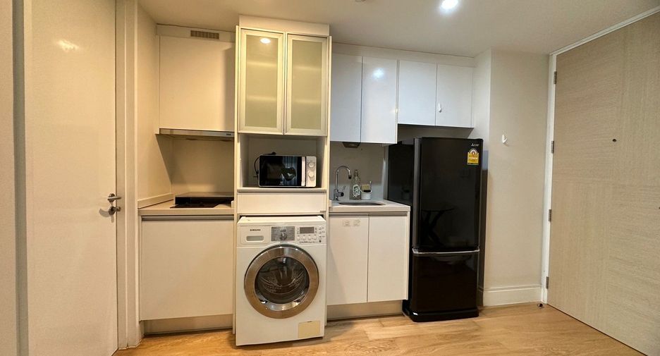For sale 2 bedrooms condo in Sathon, Bangkok