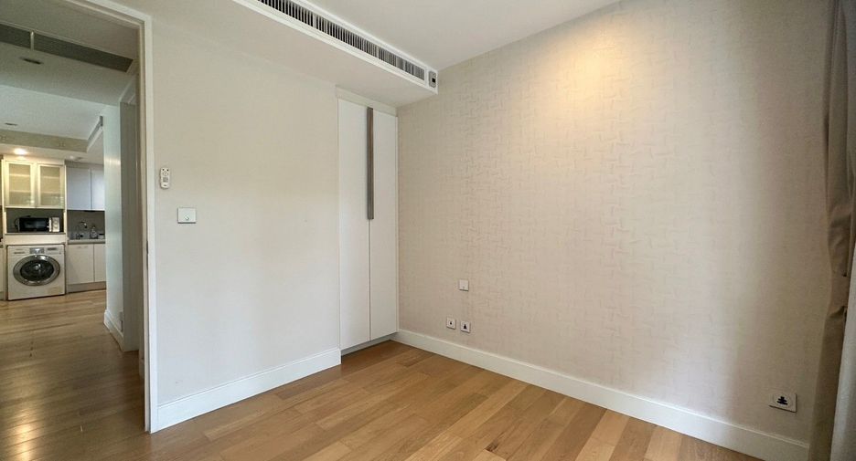 For sale 2 bedrooms condo in Sathon, Bangkok
