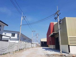 Almacén en alquiler en Mueang Chon Buri, Chonburi
