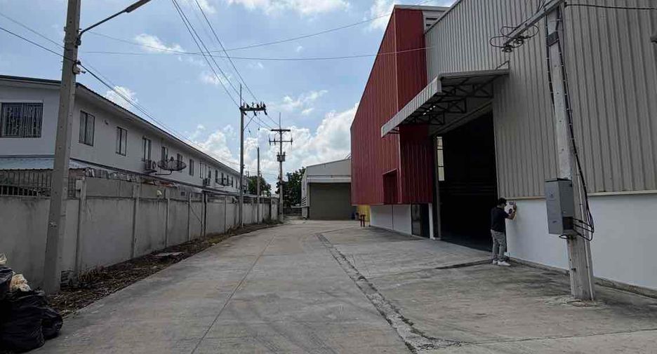 Almacén en alquiler en Mueang Chon Buri, Chonburi