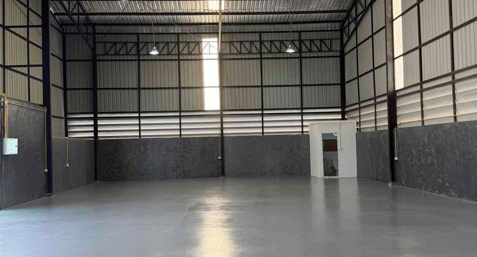 Almacén en alquiler en Mueang Chon Buri, Chonburi