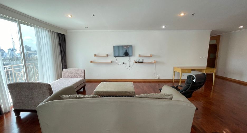 À louer 3 chambres appartement à Watthana, Bangkok