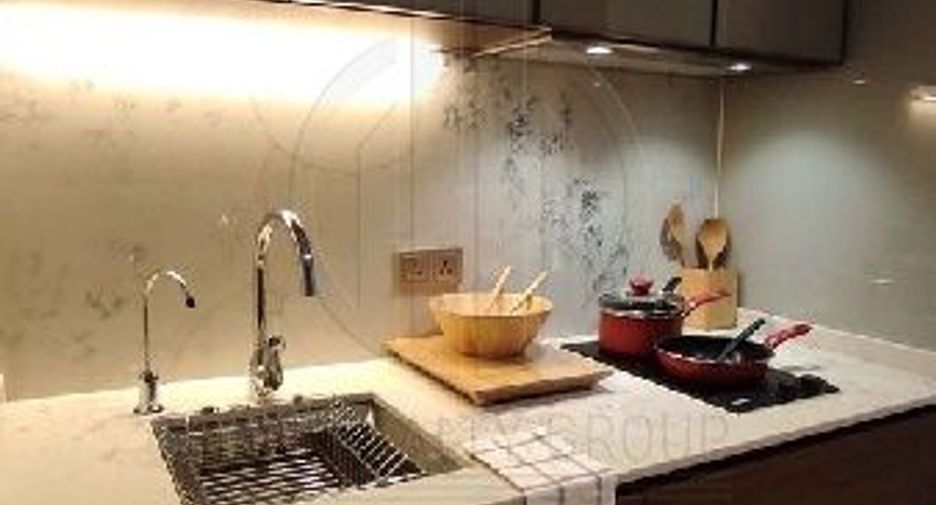 Condo en alquiler de 1 habitaciones en Khlong Toei, Bangkok