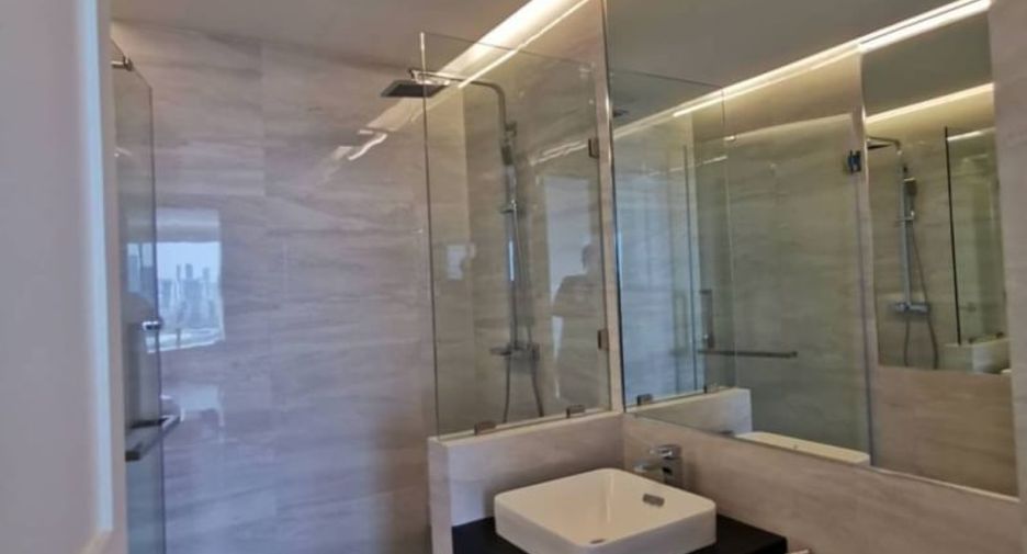 Wohnung zur Miete und zum Kauf mit 4 Zimmer in Khlong Toei, Bangkok