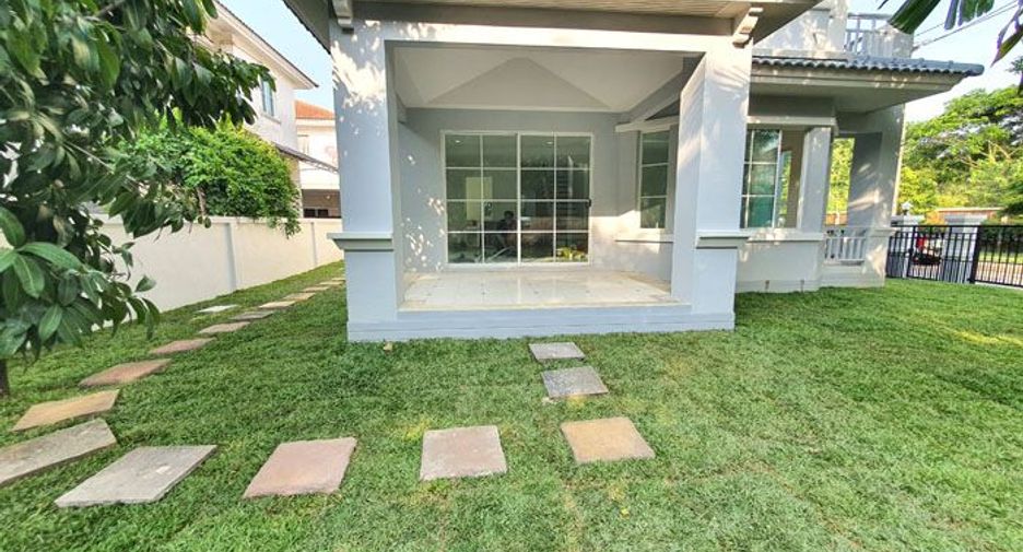 For sale 3 bedrooms house in Phutthamonthon, Nakhon Pathom