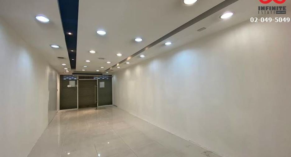 For rent and for sale 4 bed retail Space in Bang Sue, Bangkok