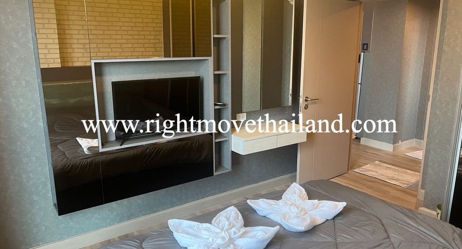 For rent and for sale 2 bedrooms condo in Phra Khanong, Bangkok
