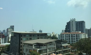 Condo en venta de 1 habitaciones en Khlong Toei, Bangkok