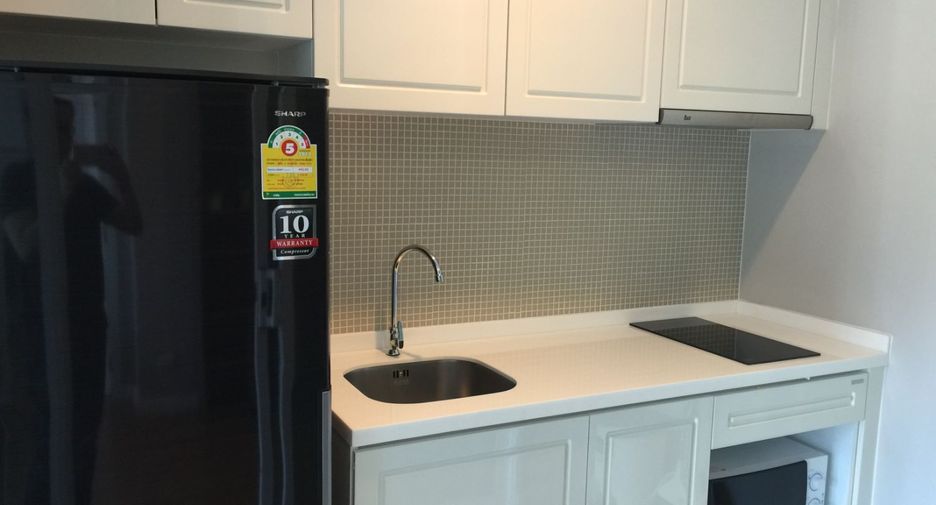 For sale 1 bed condo in Khlong Toei, Bangkok