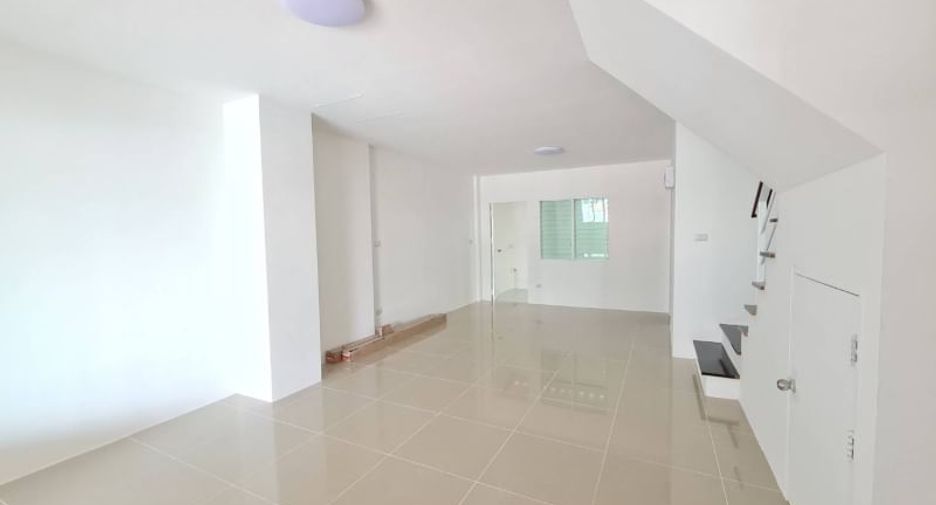 Casa en venta de 3 habitaciones en Mueang Chon Buri, Chonburi