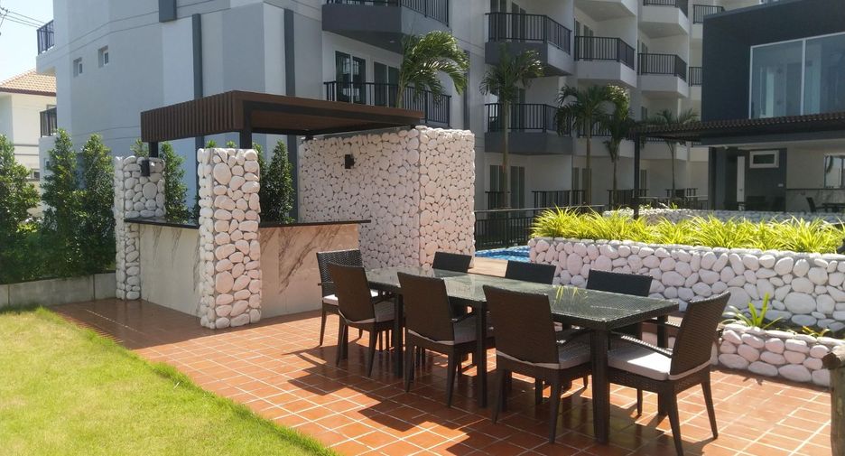 For sale 3 bed condo in Klaeng, Rayong