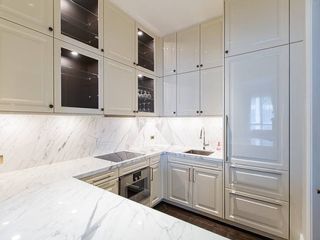 For rent 2 bedrooms condo in Pathum Wan, Bangkok