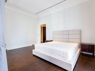 For rent 2 bedrooms condo in Pathum Wan, Bangkok