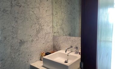 For sale 3 bedrooms condo in Watthana, Bangkok