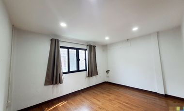 For sale 3 bedrooms townhouse in Bang Phli, Samut Prakan