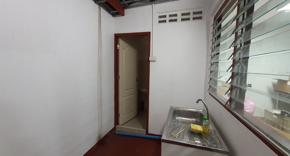 For sale 3 bedrooms townhouse in Bang Phli, Samut Prakan
