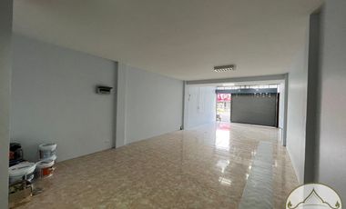 出售 2 卧室 联排别墅 在 Phuket Town, 普吉