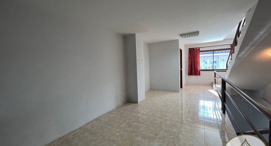Casa adosada en venta de 2 habitaciones en Mueang Phuket, Phuket