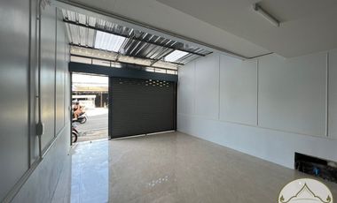 出售 2 卧室 联排别墅 在 Phuket Town, 普吉