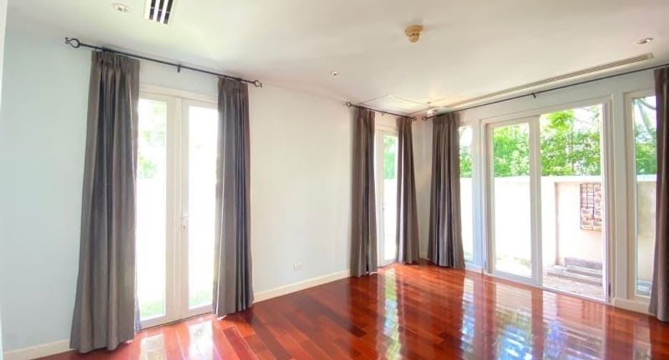À vendre 3 chambres maison à Bang Phli, Samut Prakan