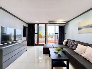 For rent 3 bedrooms condo in Watthana, Bangkok
