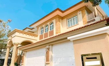 For sale 5 Beds house in Taling Chan, Bangkok