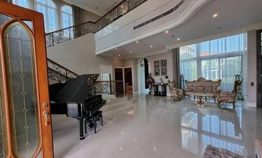 For sale 5 Beds house in Taling Chan, Bangkok