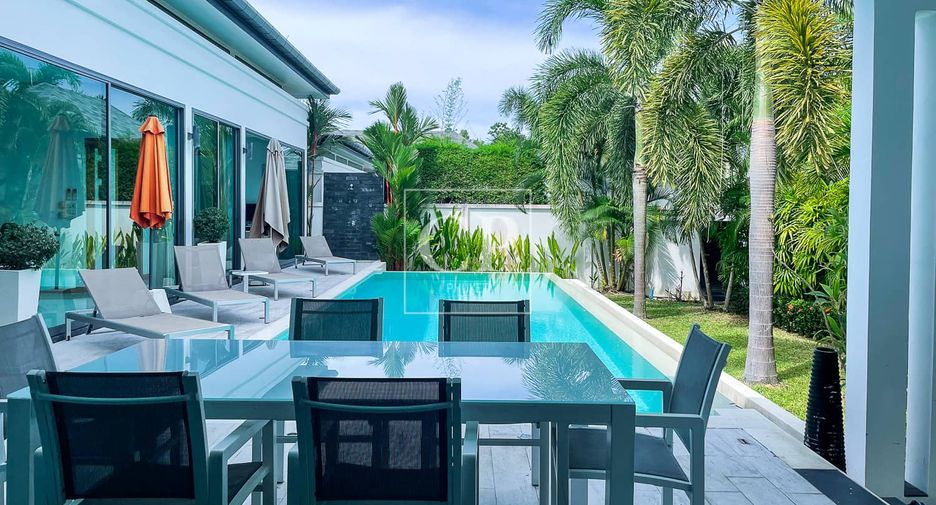 For sale 3 bedrooms villa in Mueang Phuket, Phuket