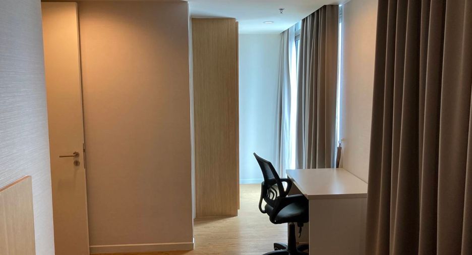 Wohnung zur Miete mit 2 Zimmer in Bang Rak, Bangkok