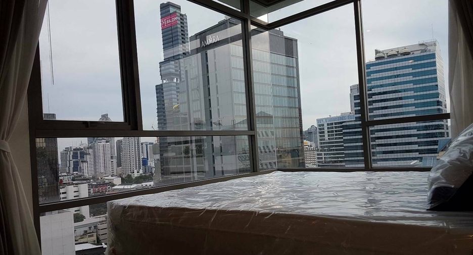 Wohnung zur Miete mit 2 Zimmer in Bang Rak, Bangkok