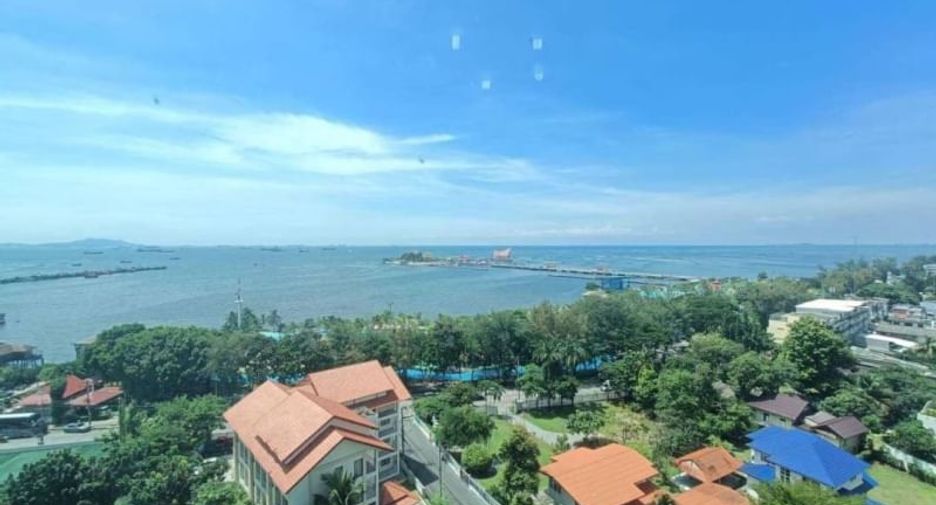 Condo en alquiler de 2 habitaciones en Si Racha, Chonburi