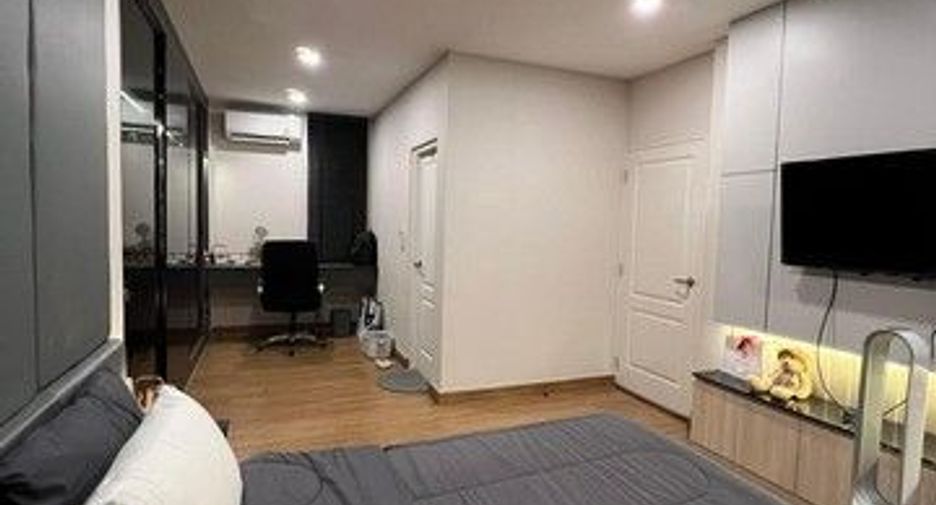 Аренда 4 спальни дом в Лат Крабанг, Бангкок