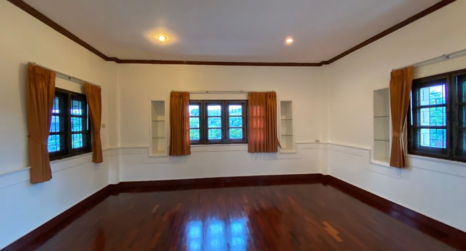Продажа 6 спальни дом в Mueang Chiang Mai, Чианг Маи