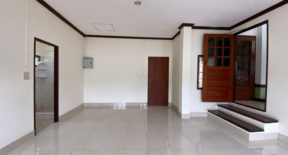Продажа 6 спальни дом в Mueang Chiang Mai, Чианг Маи