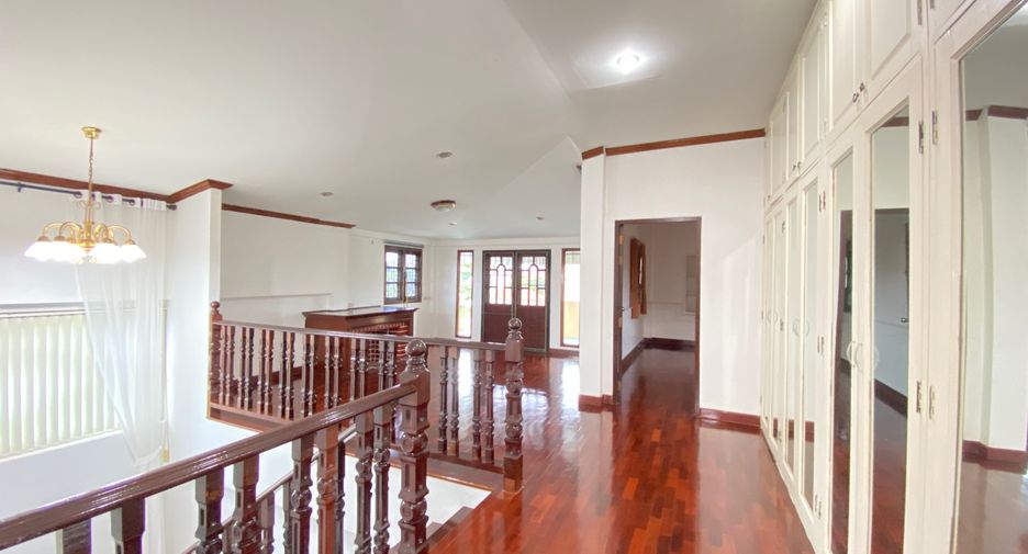 Продажа 6 спальни дом в Mueang Chiang Mai, Чианг Маи