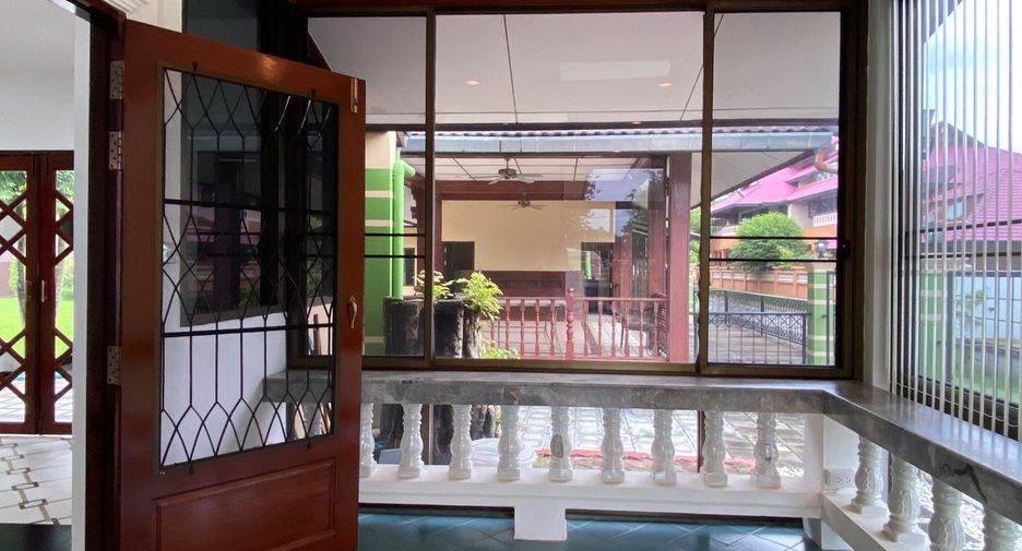 Продажа 6 спальни дом в Mueang Chiang Mai, Чианг Маи