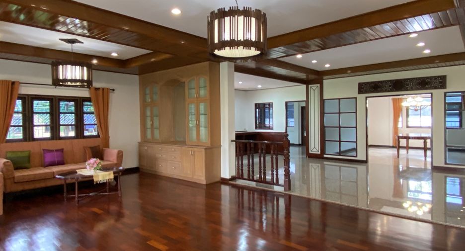 Продажа 6 спальни дом в Mueang Chiang Mai, Чианг Маи