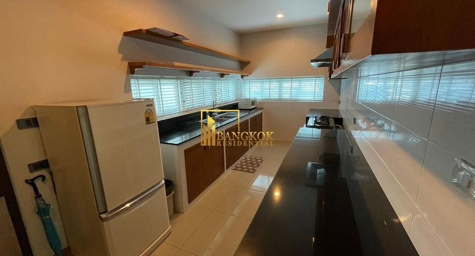 For rent and for sale 5 bed house in Suan Luang, Bangkok