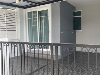 Casa adosada en alquiler de 2 habitaciones en Mueang Chiang Mai, Chiang Mai