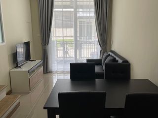 Casa adosada en alquiler de 2 habitaciones en Mueang Chiang Mai, Chiang Mai