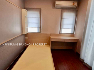 For rent 4 bed house in Bang Na, Bangkok