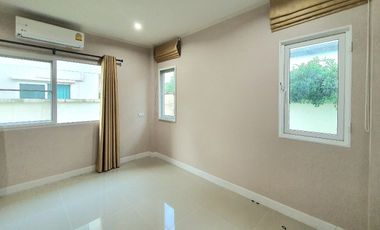 出售 4 卧室 独立屋 在 Thanyaburi, Pathum Thani