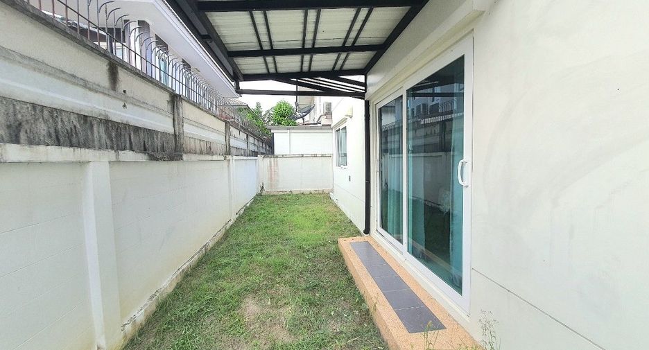 Casa en venta de 4 habitaciones en Thanyaburi, Pathum Thani