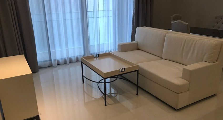 Condo en alquiler de 2 habitaciones en Khlong Toei, Bangkok