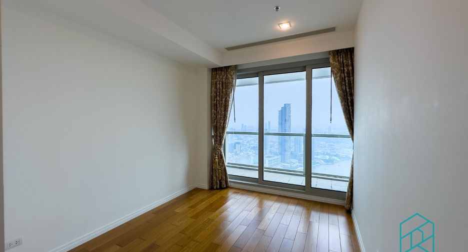 For rent 2 bedrooms condo in Sathon, Bangkok
