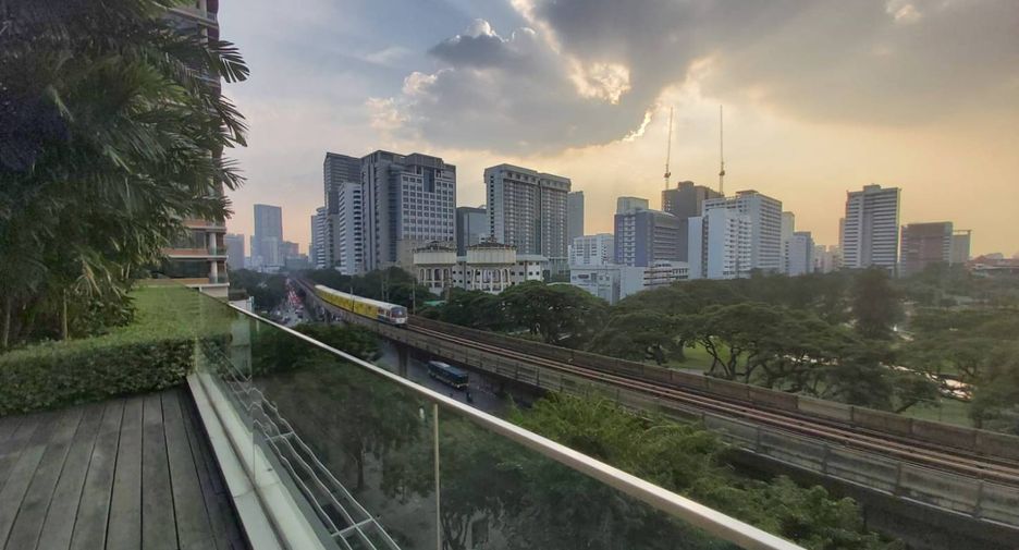 Wohnung zum Kauf mit 3 Zimmer in Pathum Wan, Bangkok