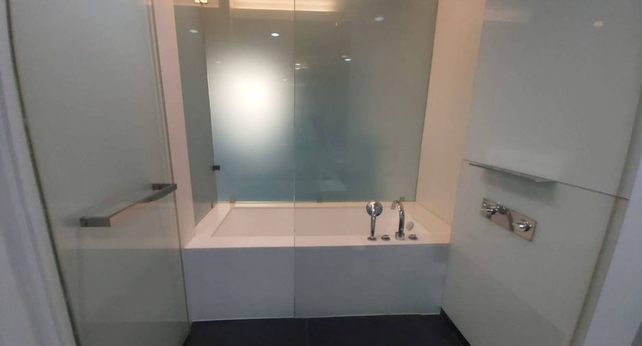 Wohnung zum Kauf mit 3 Zimmer in Pathum Wan, Bangkok