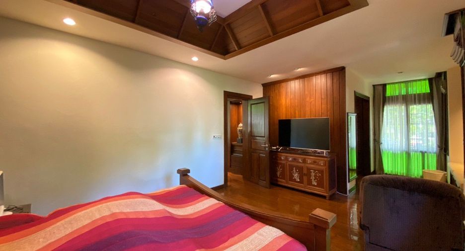 For sale 6 bed house in San Kamphaeng, Chiang Mai