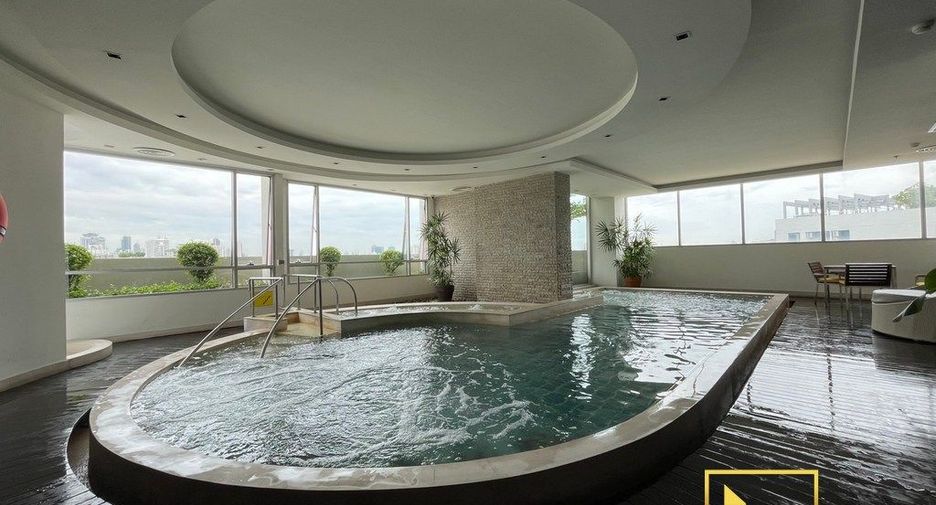 For rent 1 Beds serviced apartment in Khlong Toei, Bangkok