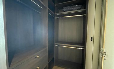 For rent and for sale 1 bed condo in Khlong Toei, Bangkok